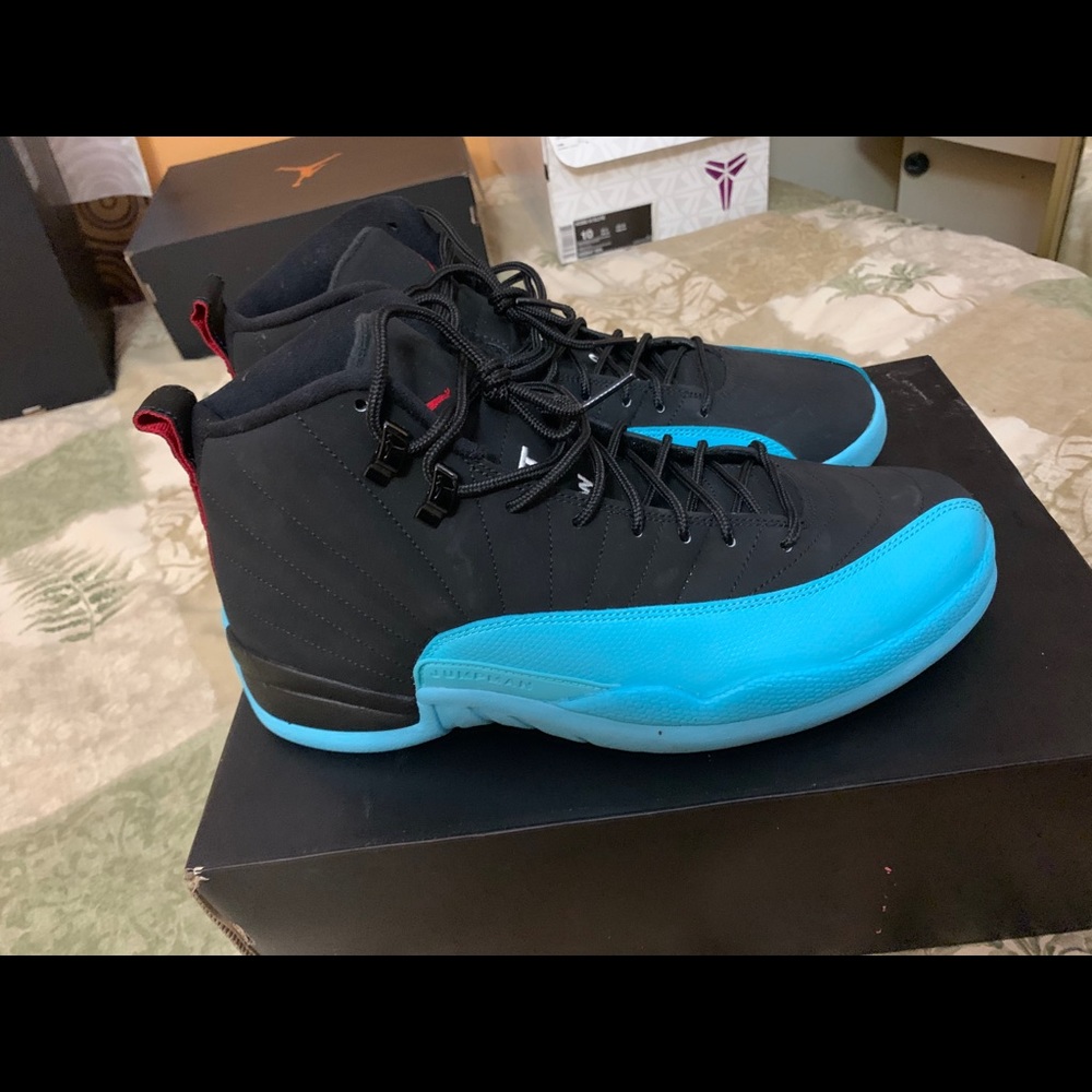 Air jordan 12 gamma blue